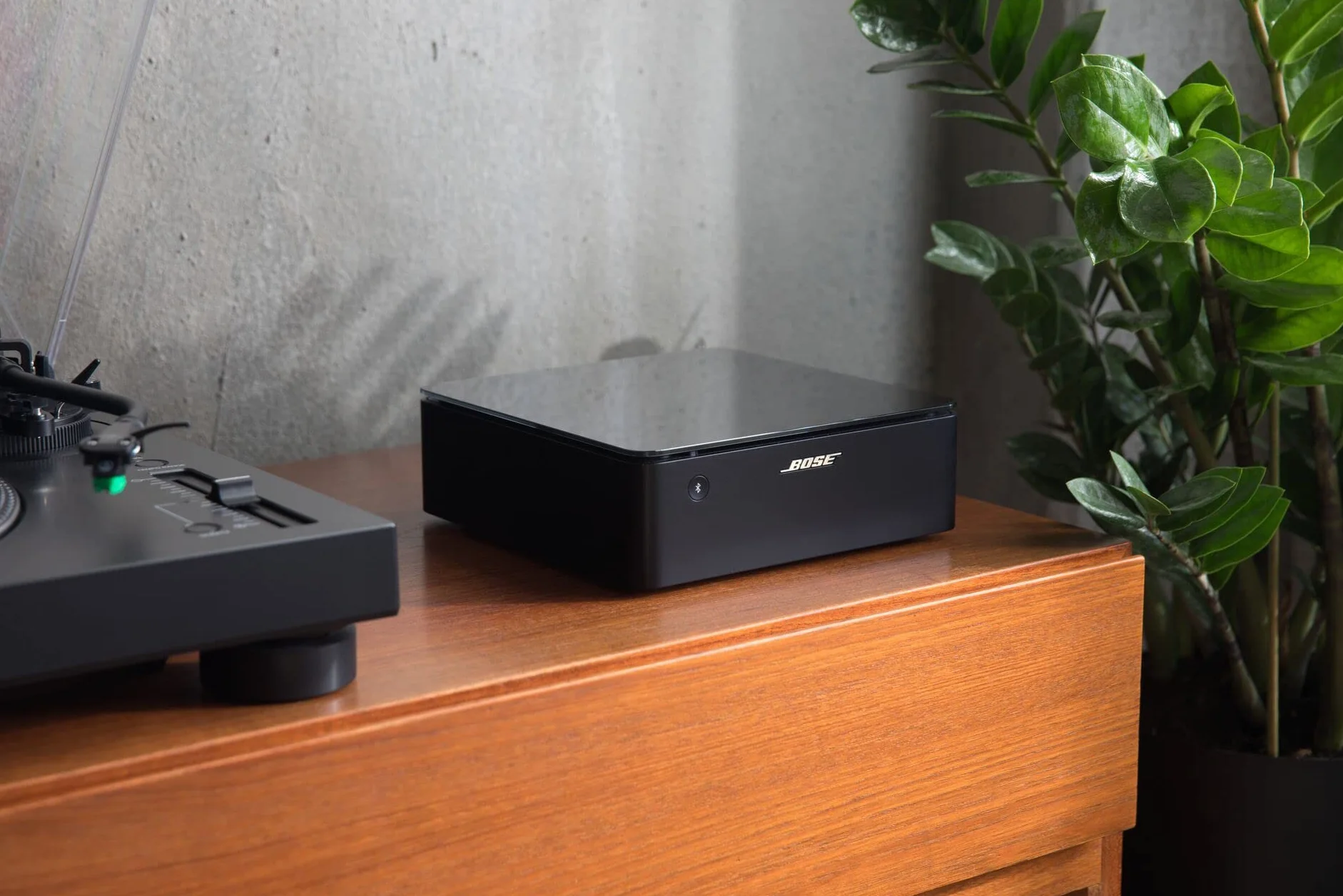 Bose Music Amplifier — wzmacniacz audio z łącznością Bluetooth i Wi-Fi